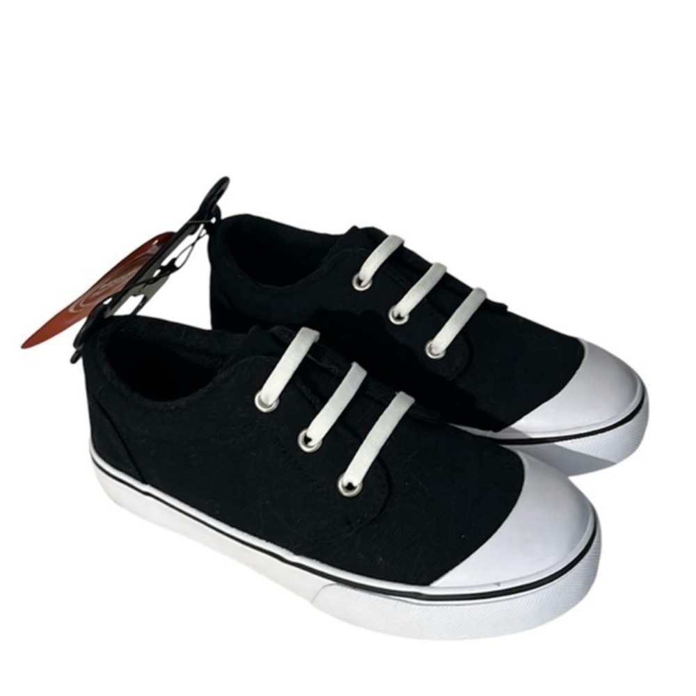 New Wonder Nation Girl’s Book’s Black and White Sneakers Size 12 NWT